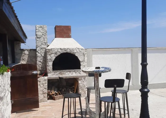 Konukevi Complex Route 66 3*