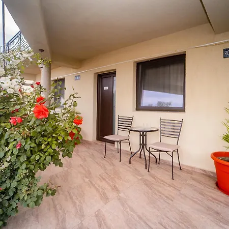 Complex Route 66 Guest house Vama Veche